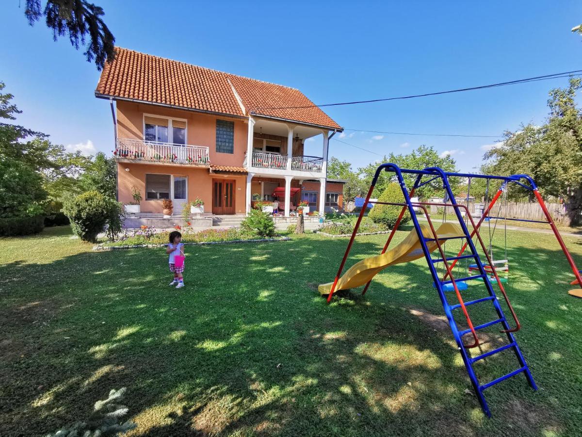 Apartments Domacinstvo Nikolic Valjevo Kültér fotó